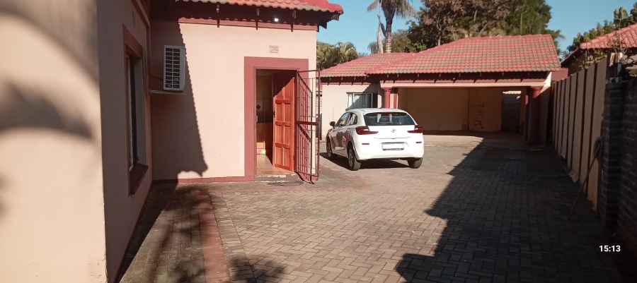 3 Bedroom Property for Sale in Geelhoutpark North West